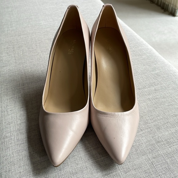 MICHAEL Michael Kors Shoes - MICHAEL Michael Kors Blush Pink Pointed-Toe Leather Pumps